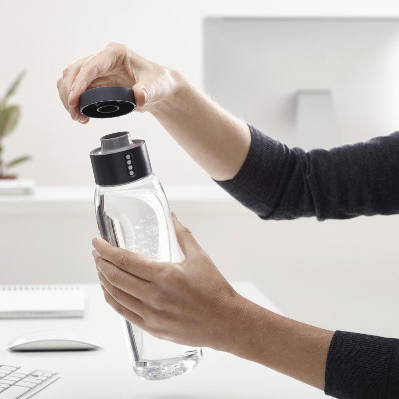 Бутылка для воды Dot 600мл Joseph Joseph 81049 зеленая